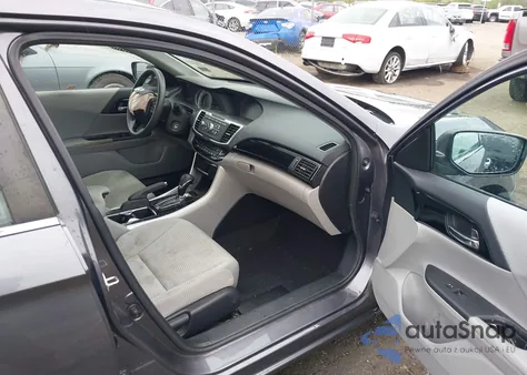 2016 Honda Accord Lx z USA, uszkodzony, nr VIN 1HGCR2F32GA207320